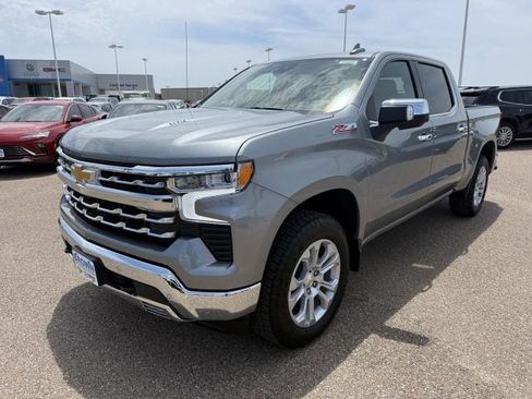 New 2026 Chevrolet Silverado 1500 LTZ w/ Z71 Off-Road Package AWD/4WD image 5