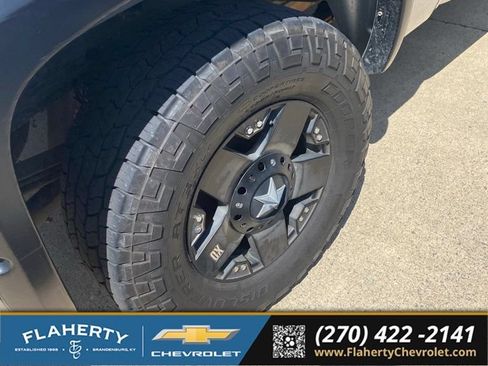 Used 2010 Chevrolet Silverado 1500 LS AWD/4WD image 11