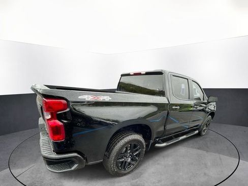 Used 2024 Chevrolet Silverado 1500 Custom w/ Turbomax Blackout Package AWD/4WD image 7