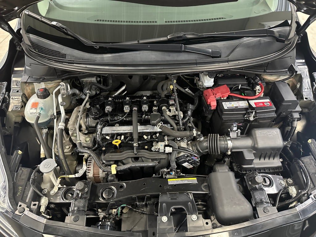 Used 2020 Nissan Versa SV FWD image 34