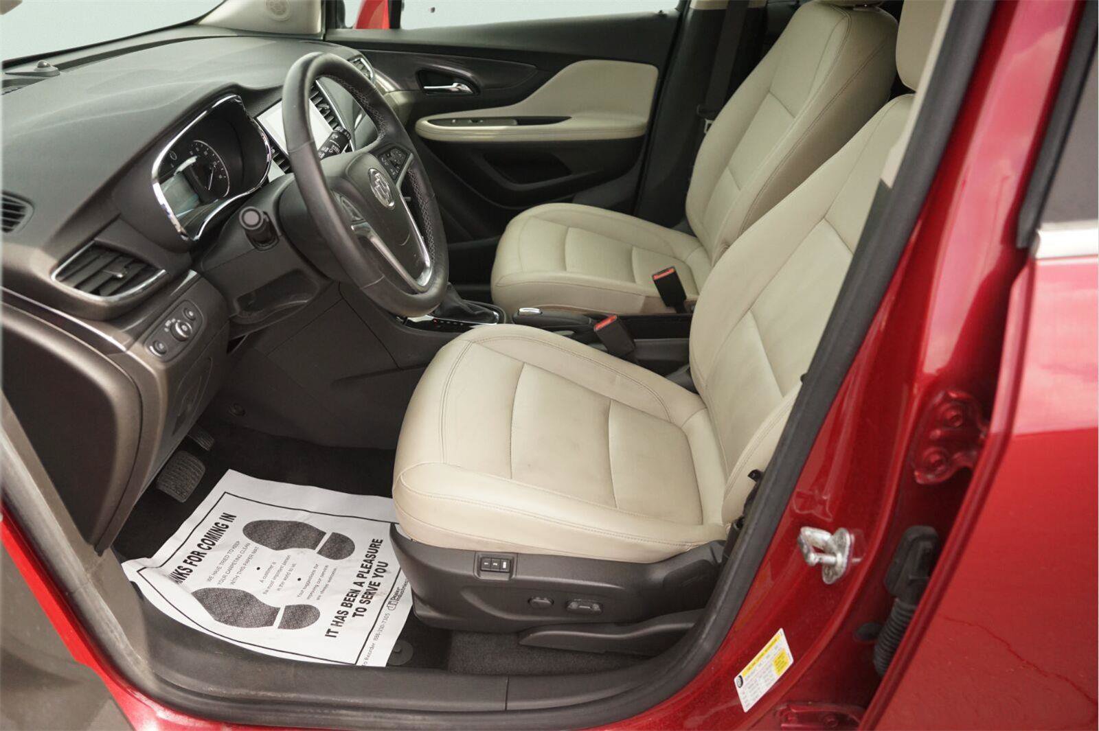 Used 2019 Buick Encore Essence FWD image 9