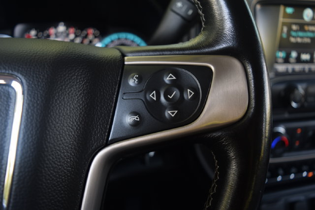 Used 2019 GMC Sierra 2500 Denali w/ Duramax Plus Package AWD/4WD image 5