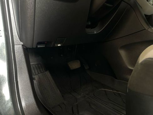 Used 2019 Chevrolet Equinox LT image 45