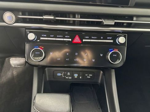 Used 2025 Hyundai Tucson SEL image 23