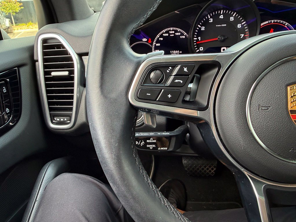 Used 2021 Porsche Cayenne AWD/4WD image 33