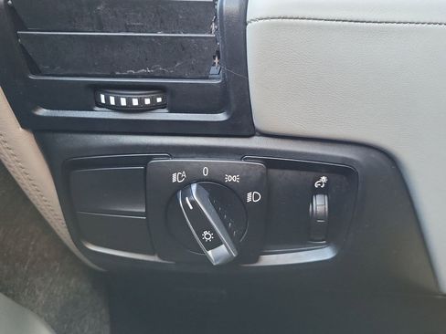 Used 2015 BMW i3 w/ Range Extender image 21