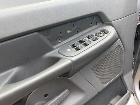 Used 2006 Dodge Ram 1500 Truck SLT AWD/4WD image 19