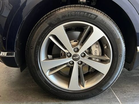 Used 2024 Genesis GV80 2.5T w/ Advanced Package AWD/4WD image 9