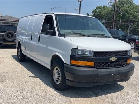 Used 2022 Chevrolet Express 2500 Extended w/ Driver Convenience Package image 23