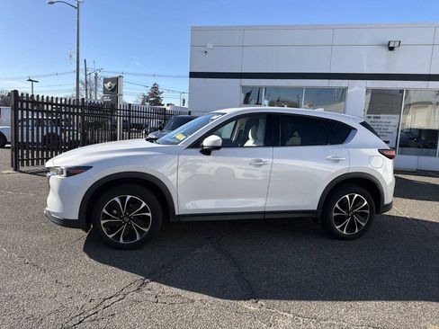 Used 2023 MAZDA CX-5 AWD 2.5 S w/ Premium Plus Pkg image 3