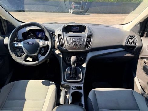 Used 2013 Ford Escape SE FWD image 17