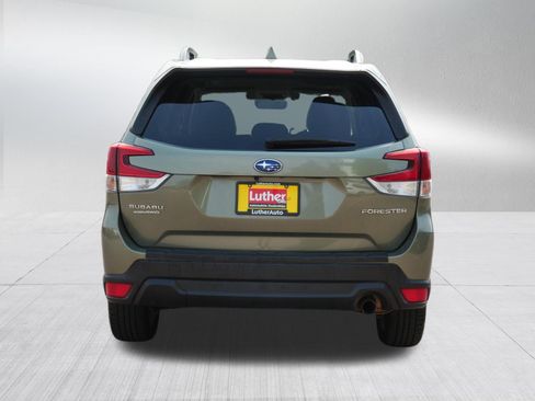 Used 2020 Subaru Forester Limited w/ Popular Package #3 AWD/4WD image 6