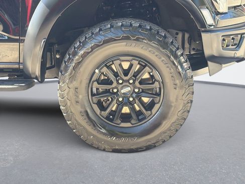 Used 2025 Ford F150 Raptor AWD/4WD image 35