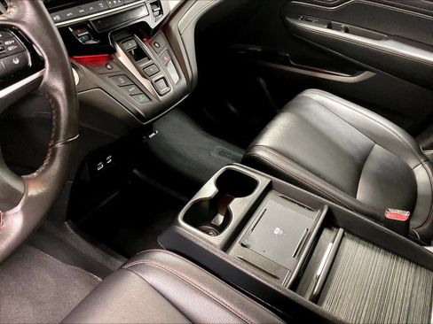 Used 2025 Honda Odyssey Sport-L image 21