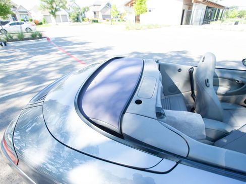 Used 2001 Porsche 911 Cabriolet image 40