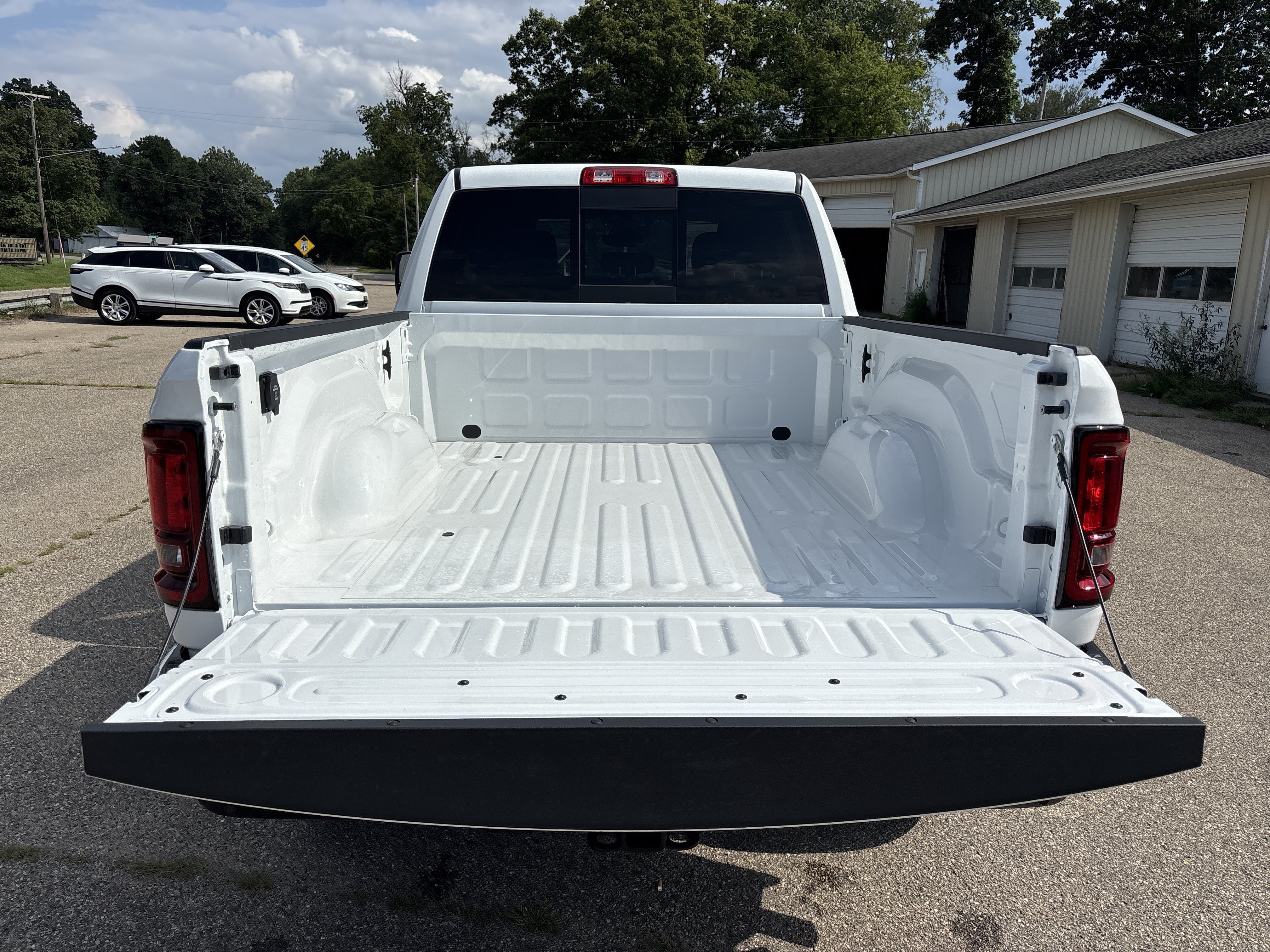 New 2026 RAM 2500 Tradesman AWD/4WD image 7