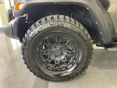 Used 2022 Jeep Wrangler Unlimited Sport AWD/4WD image 18