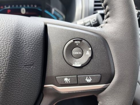 Used 2023 Honda Odyssey EX-L image 17