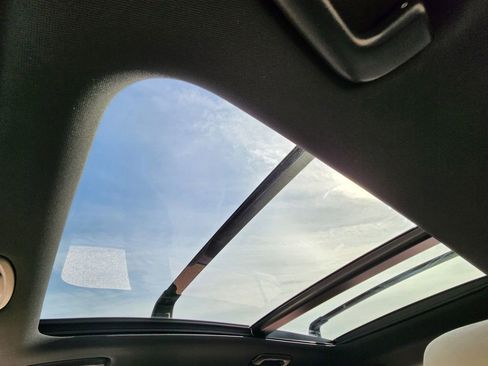 Used 2021 Kia Sportage SX image 28