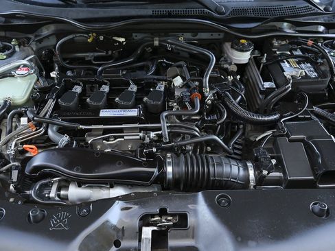 Used 2019 Honda Civic Sport image 11