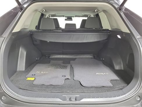 Used 2023 Toyota RAV4 XLE w/ Convenience Package FWD image 10