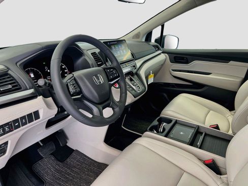 New 2026 Honda Odyssey EX-L image 11