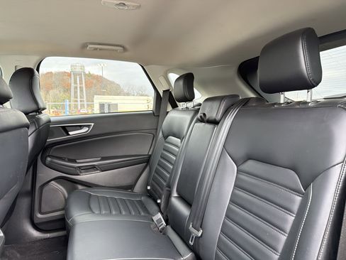 Used 2024 Ford Edge SEL image 29