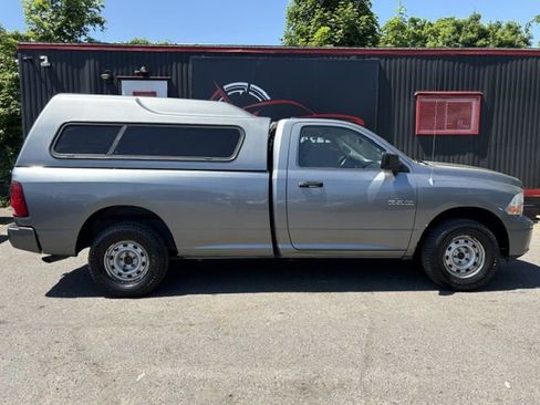 Used 2009 Dodge Ram 1500 Truck ST w/ ST Popular Equipment Group AWD/4WD image 6