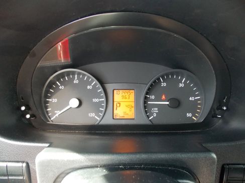 Used 2007 Dodge Sprinter 3500 image 4