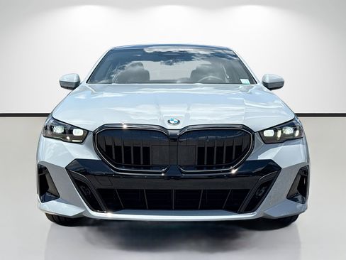 New 2027 BMW 530i w/ M Sport Package RWD image 8