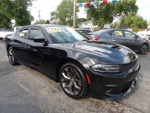 Used 2019 Dodge Charger GT RWD image 3
