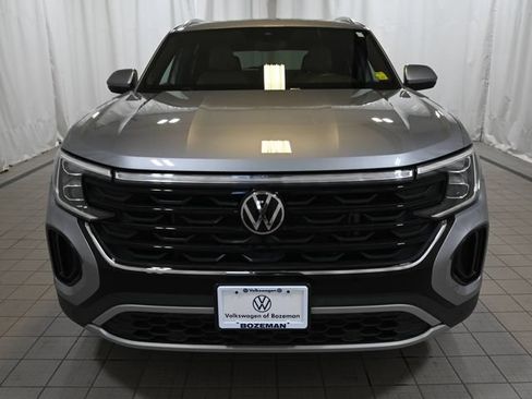 Used 2024 Volkswagen Atlas Cross Sport SE w/ Panoramic Sunroof Package AWD/4WD image 16