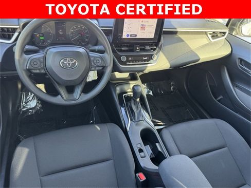 Certified 2024 Toyota Corolla LE image 9