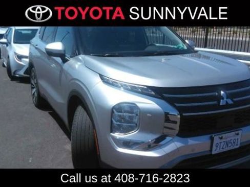 Used 2025 Mitsubishi Outlander SE AWD/4WD image 1