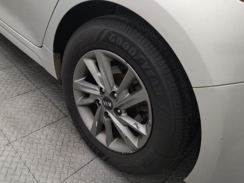 Used 2020 Kia Optima LX FWD image 31