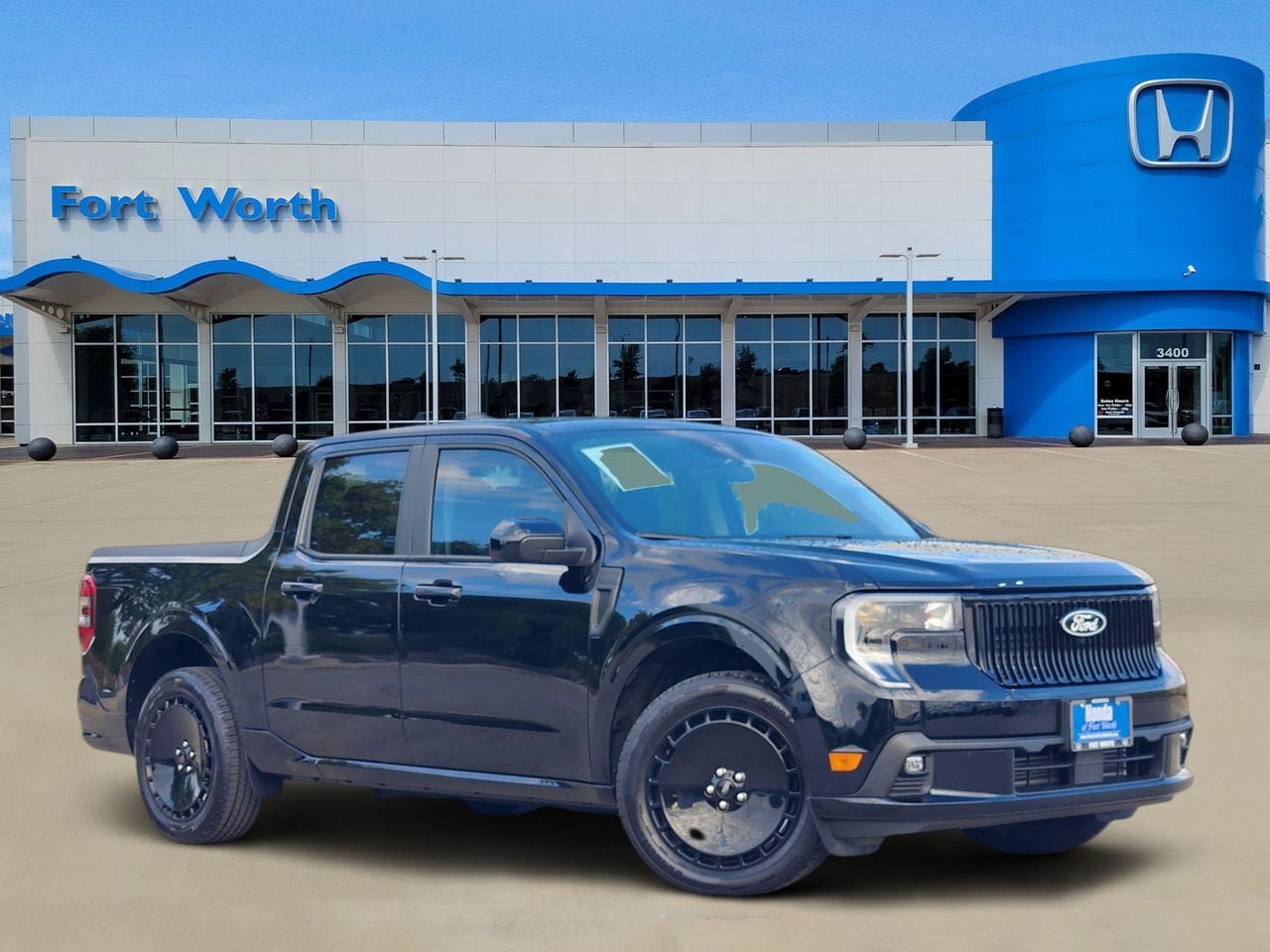Used 2025 Ford Maverick Lobo AWD/4WD image 1