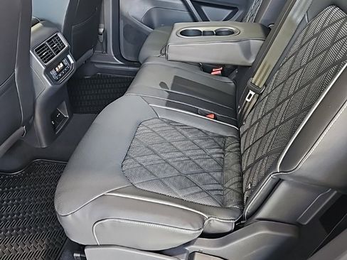 New 2026 Volkswagen Atlas SEL Premium R-Line image 24