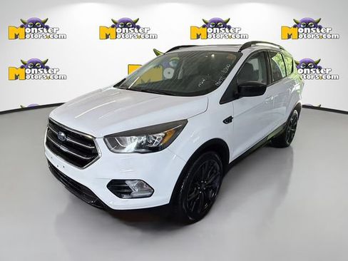Used 2018 Ford Escape SE w/ SE SYNC Package AWD/4WD image 1