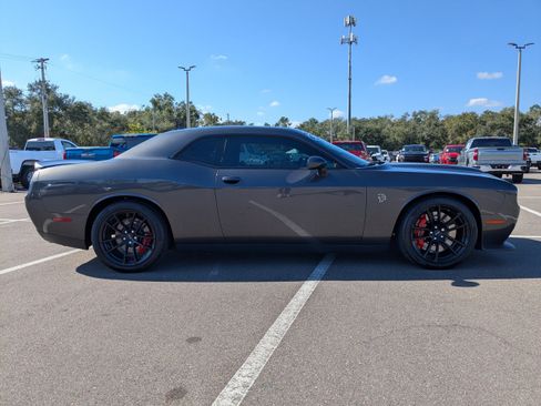 Used 2023 Dodge Challenger SRT Hellcat image 3