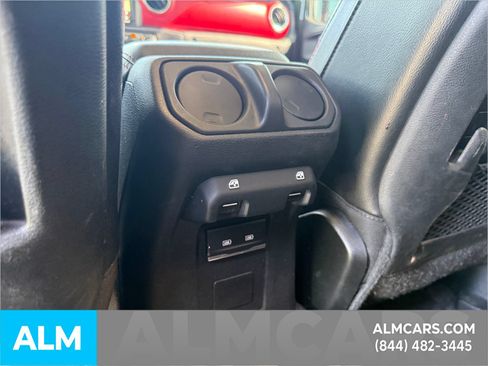 Used 2022 Jeep Gladiator Rubicon w/ LED Lighting Group AWD/4WD image 14