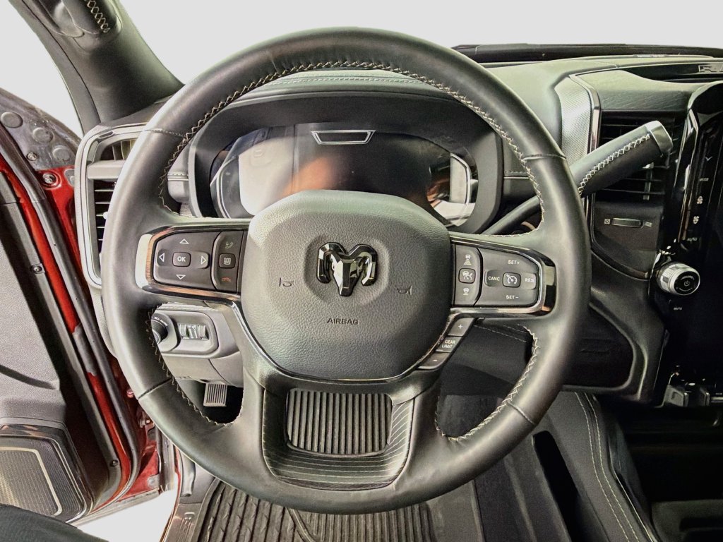 Used 2024 RAM 2500 Limited AWD/4WD image 15