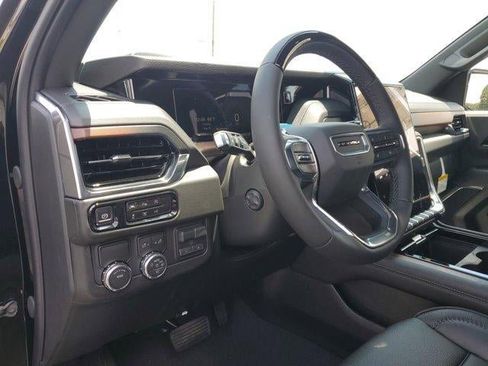 New 2026 GMC Yukon Denali w/ Advanced Technology Package RWD image 17