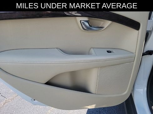 Used 2016 Volvo XC70 T5 Premier AWD/4WD image 9