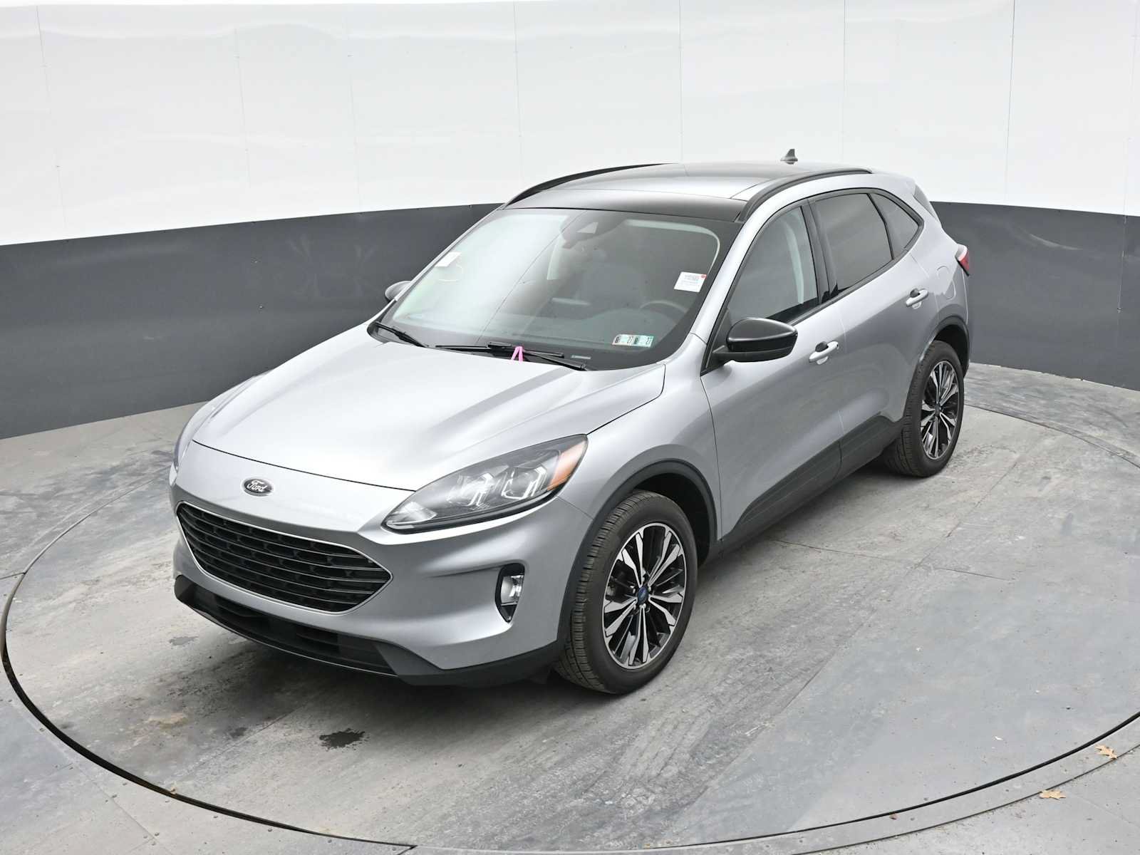 Used 2022 Ford Escape SEL w/ SEL Stealth AWD Package image 30