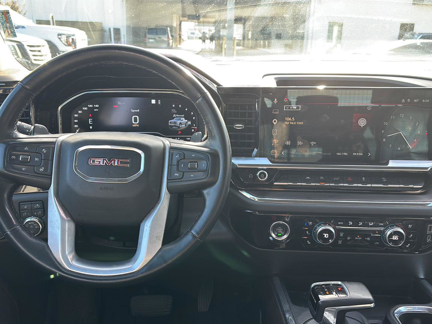 Used 2023 GMC Sierra 1500 SLT w/ SLT Premium Package AWD/4WD image 16