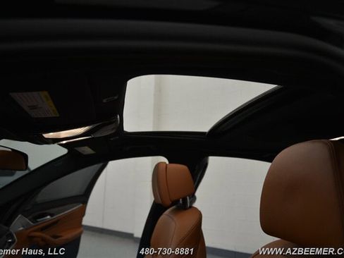 Used 2022 BMW M550i xDrive w/ Executive Package image 37