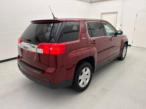 Used 2012 GMC Terrain SLE w/ LPO, Chrome Package FWD image 8
