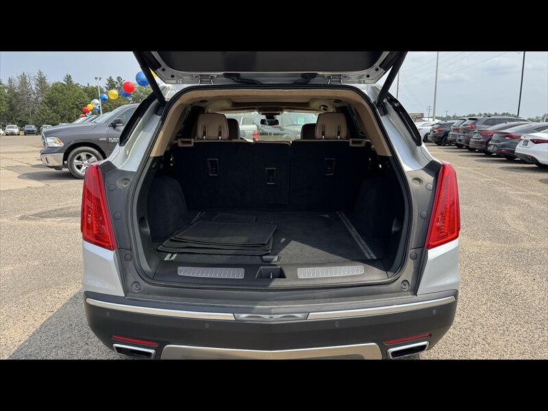 Used 2017 Cadillac XT5 Platinum AWD/4WD image 7