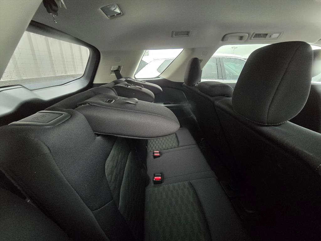 Used 2026 Nissan Pathfinder S AWD/4WD image 7