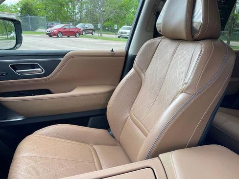 Certified 2025 INFINITI QX80 Sensory AWD/4WD image 18